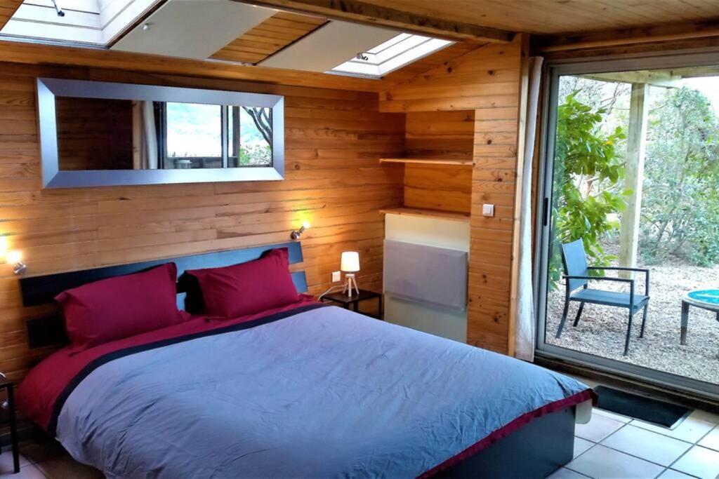 Studio 32m2 - dans propriété avec vue imprenable sur le Lac du Salagou Liausson Exterior foto